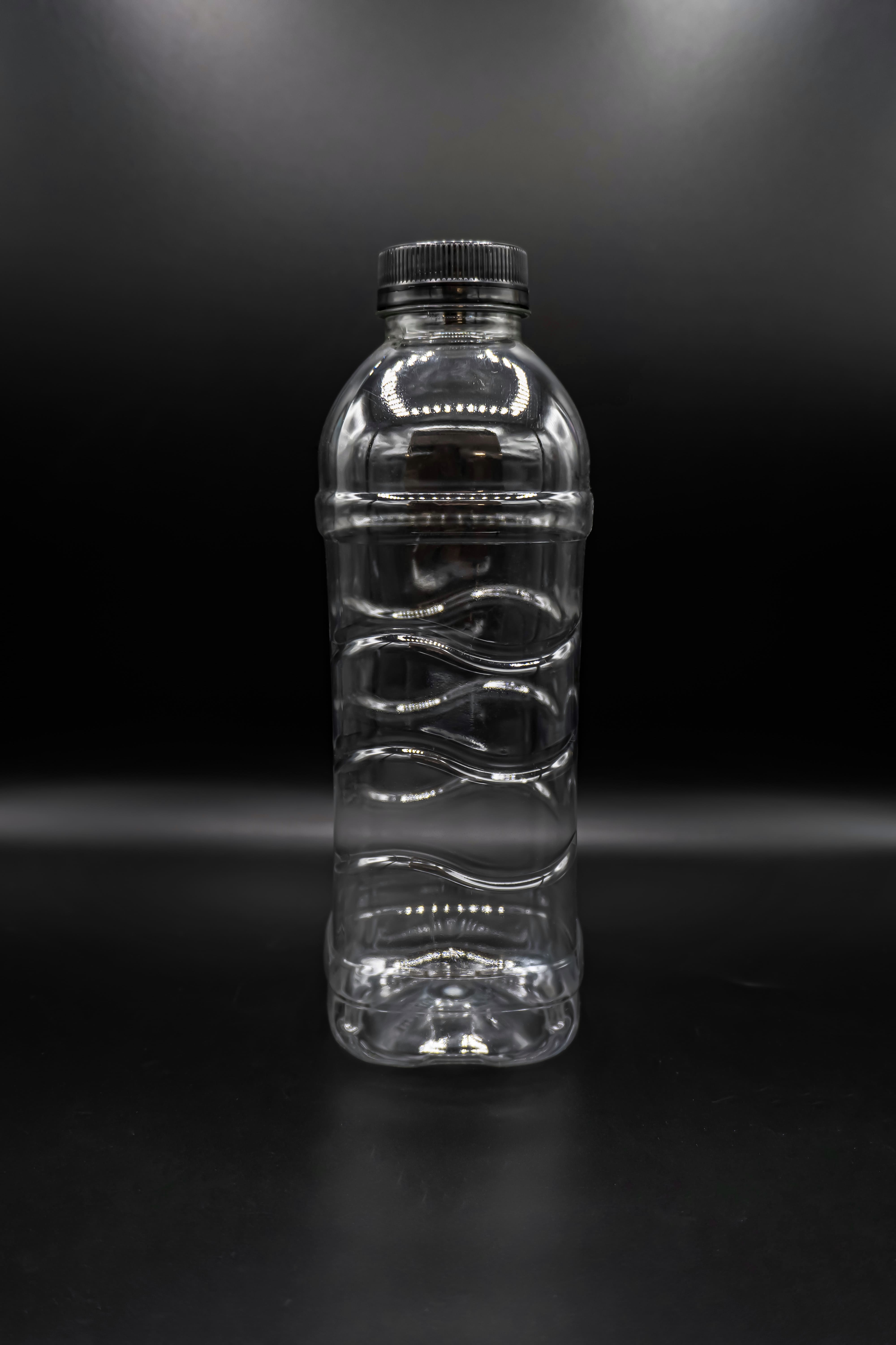 Бутылка ПЭТ 900мл КВАДРО